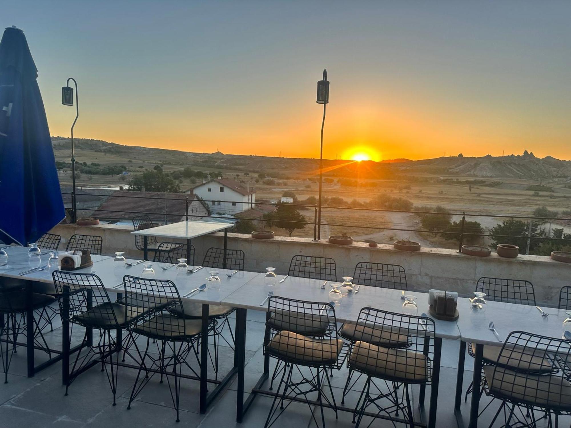 Heritage Cave Inn Hotel Гьореме Екстериор снимка