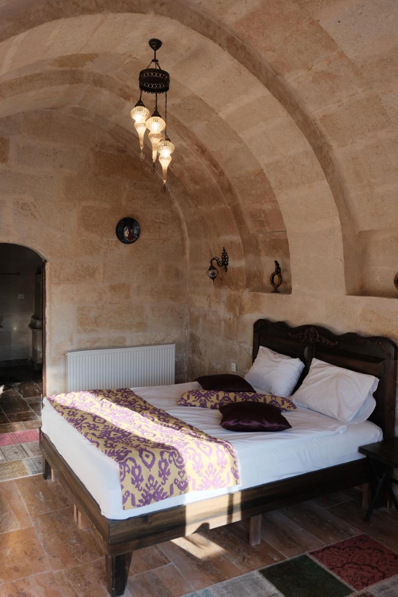 Heritage Cave Inn Hotel Гьореме Екстериор снимка